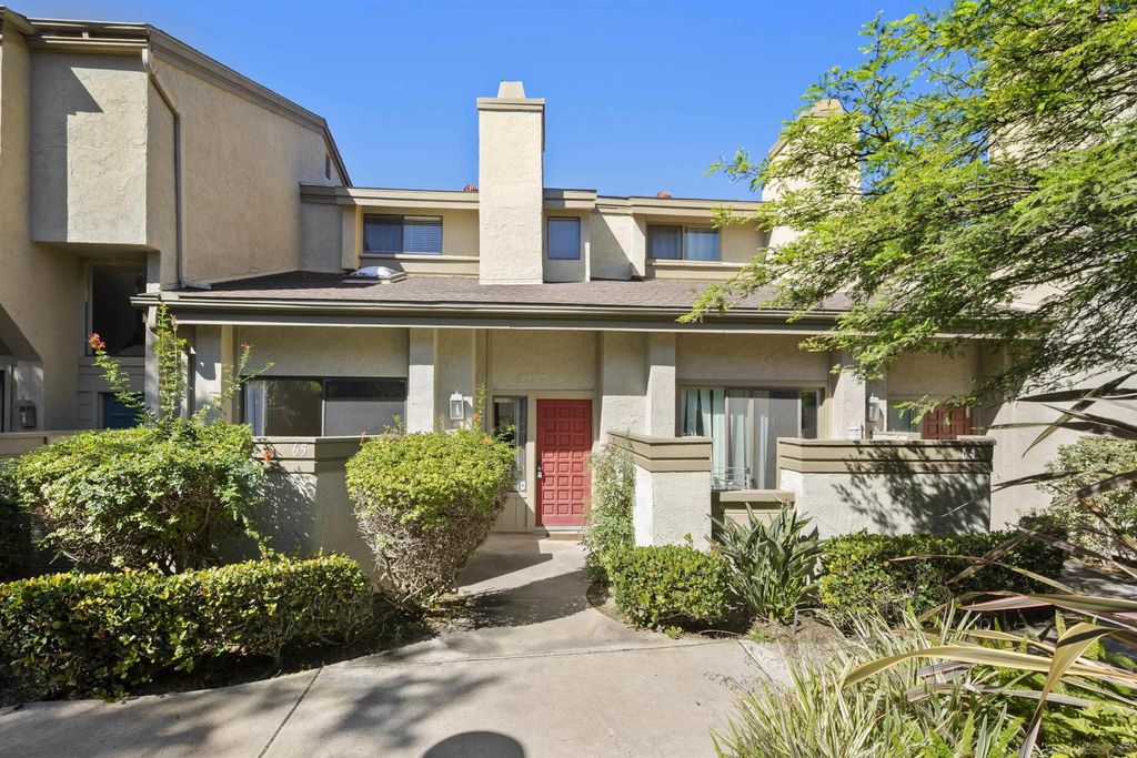 Photo of 3216 Caminito Eastbluff #65, La Jolla, CA 92037 (MLS # 250042272)