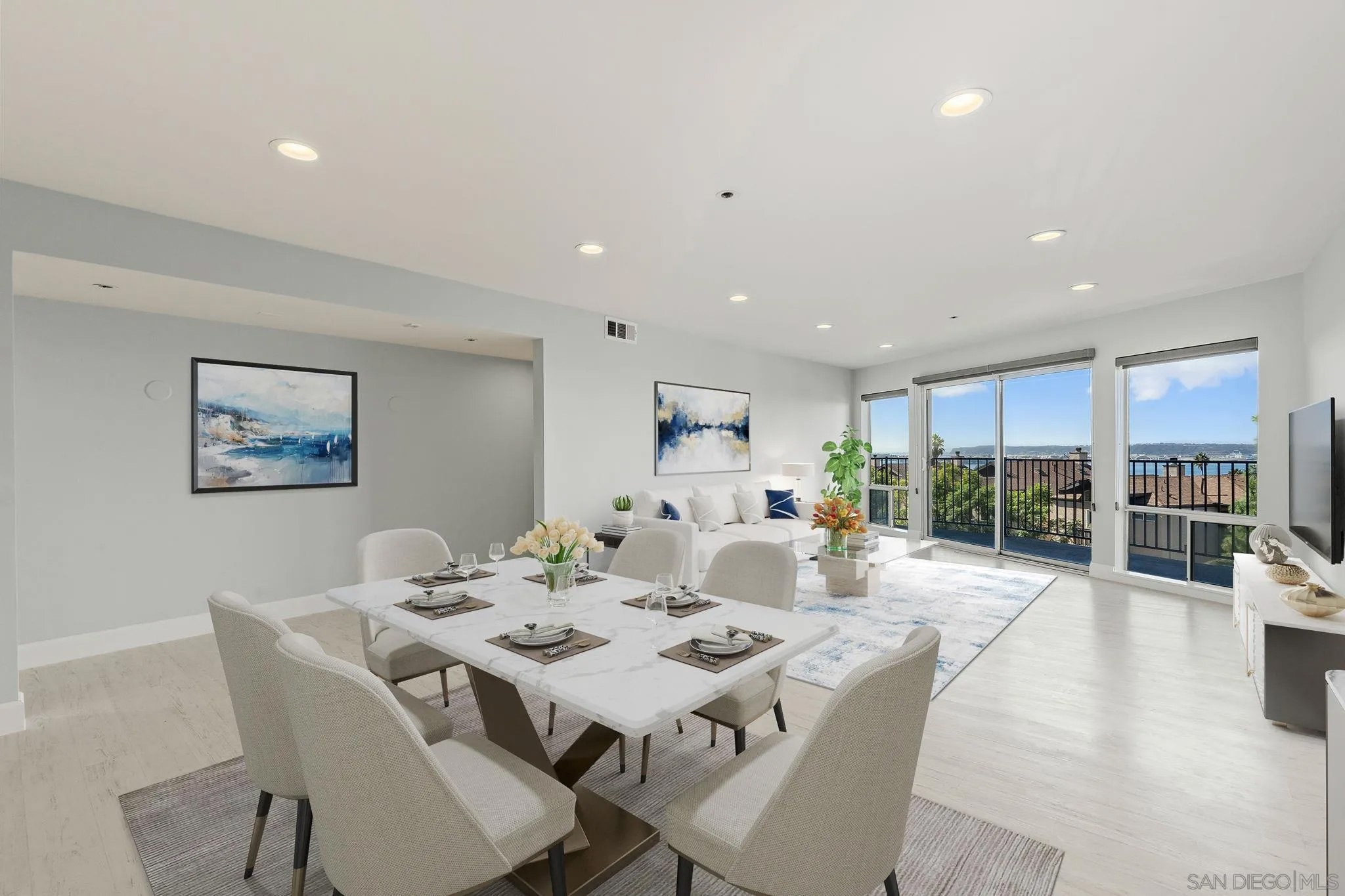 2568 Albatross St 4D