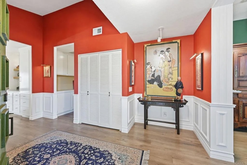 1776 Avenida La Posta