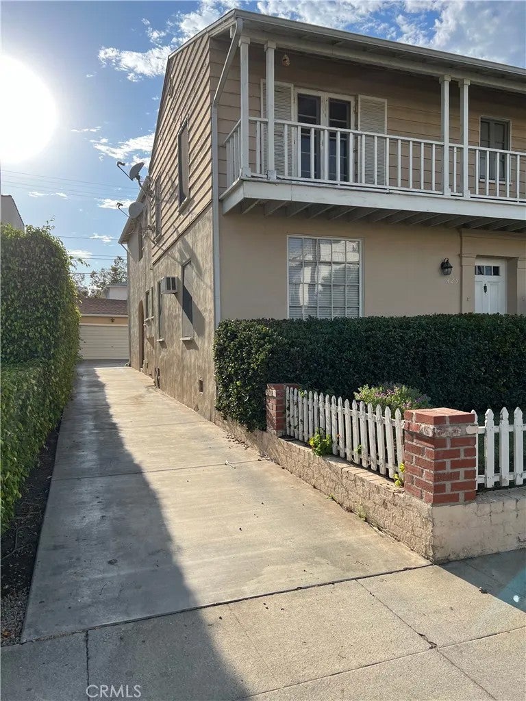 423 S Palm Drive