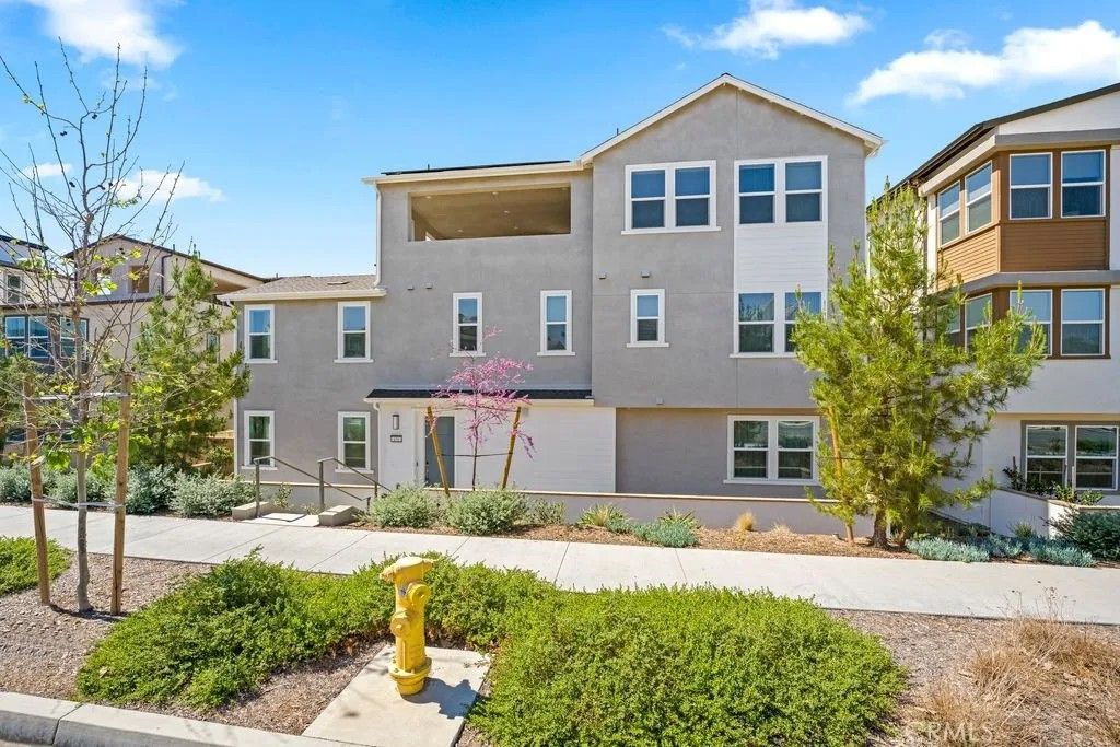 Photo of 430 Lobata, Irvine, CA 92618 (MLS # WS26054665)