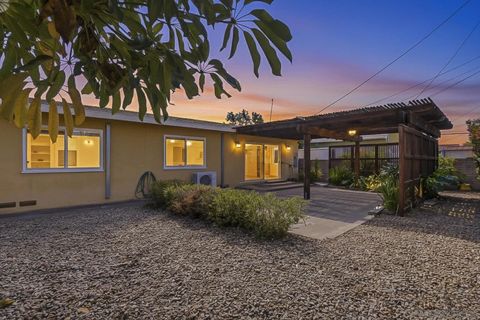 Tiny photo for 6818 Carthage St, San Diego, CA 92120 (MLS # 250042962)