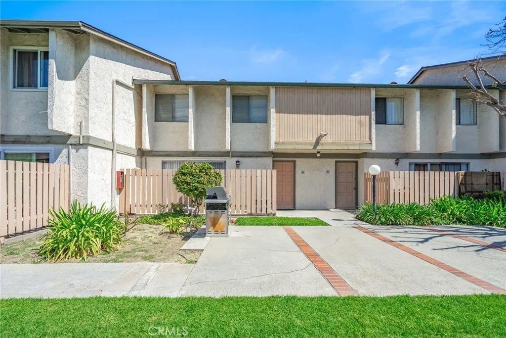 Photo of 2300 S Hacienda Blvd #D4, Hacienda Heights, CA 91745 (MLS # TR26050407)