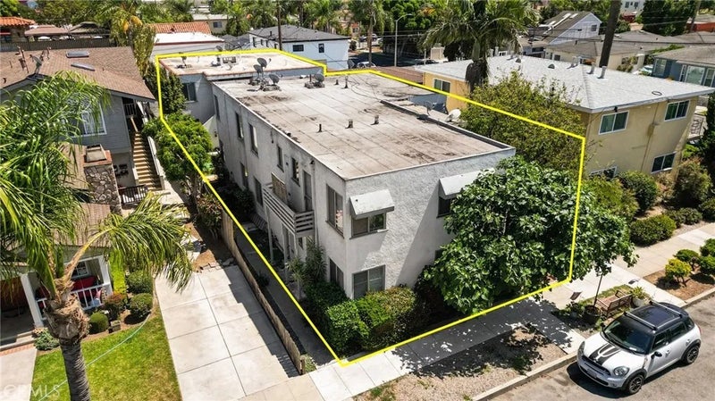 810 Belmont Avenue