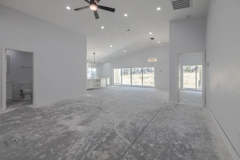61723 Desert Air Road