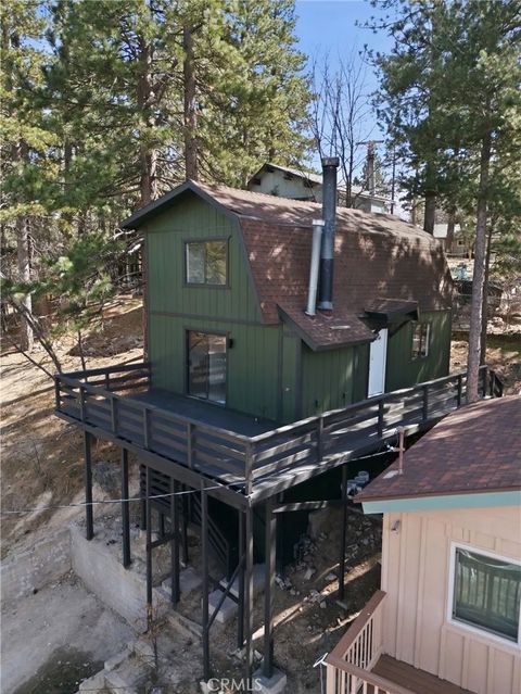 Photo of 2386 Independence Lane, Running Springs, CA 92382 (MLS # TR26060068)
