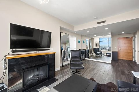 Tiny photo for 700 W E #3604, San Diego, CA 92101 (MLS # 250039570)