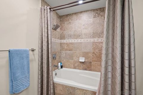 Tiny photo for 700 W E #3604, San Diego, CA 92101 (MLS # 250039570)