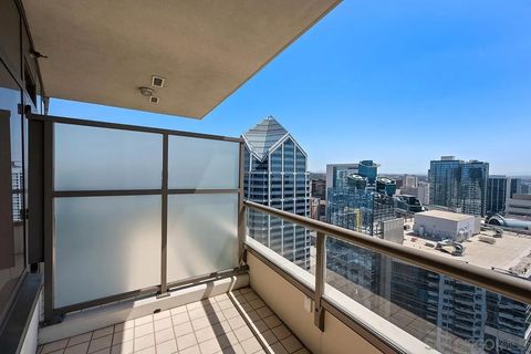 Tiny photo for 700 W E #3604, San Diego, CA 92101 (MLS # 250039570)