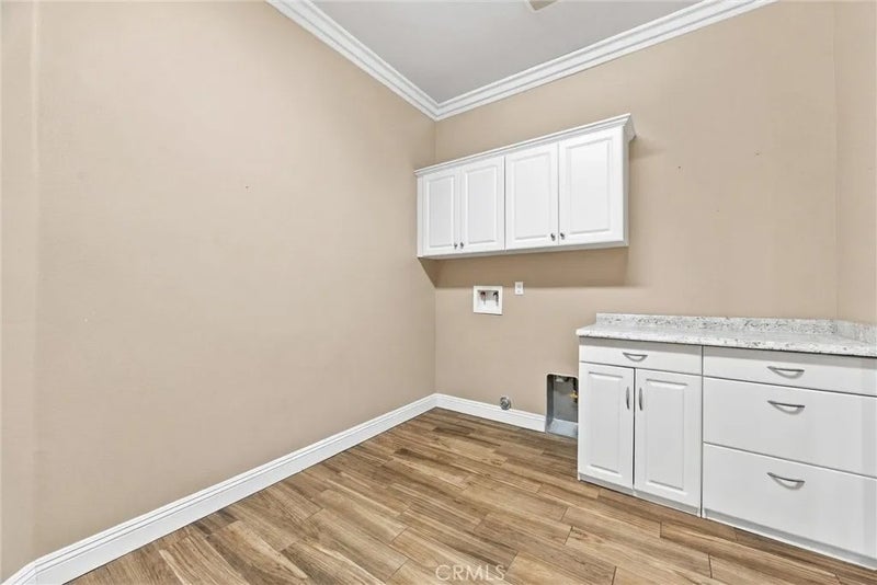 6019 Dubois Place