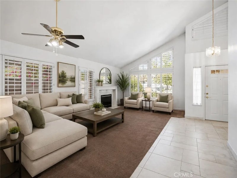 40050 Calle Yorba Vista