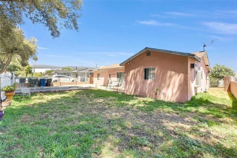 2295 Ramona