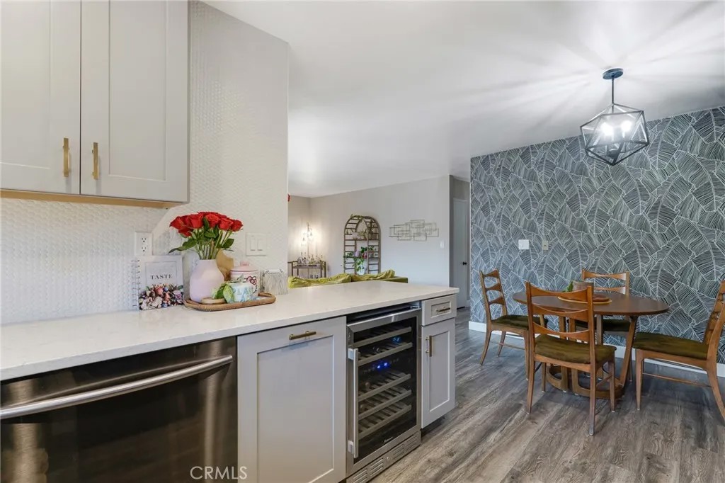 5232 Corteen pl 17