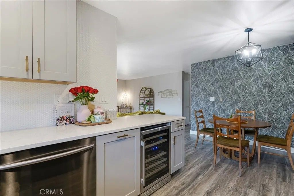 Photo of 5232 Corteen Pl, Valley Village, CA 91607 (MLS # SR26081709)