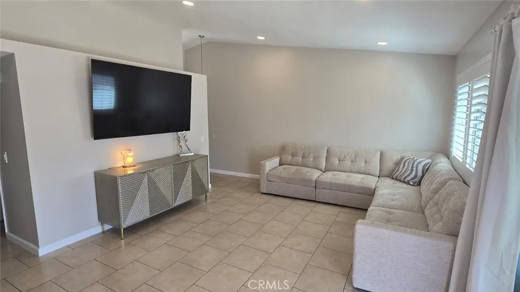 11080 Avis Court