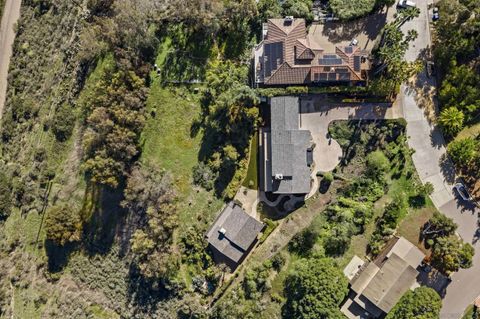 Photo of 7875 Bellakaren Pl, La Jolla, CA 92037 (MLS # 260008293)