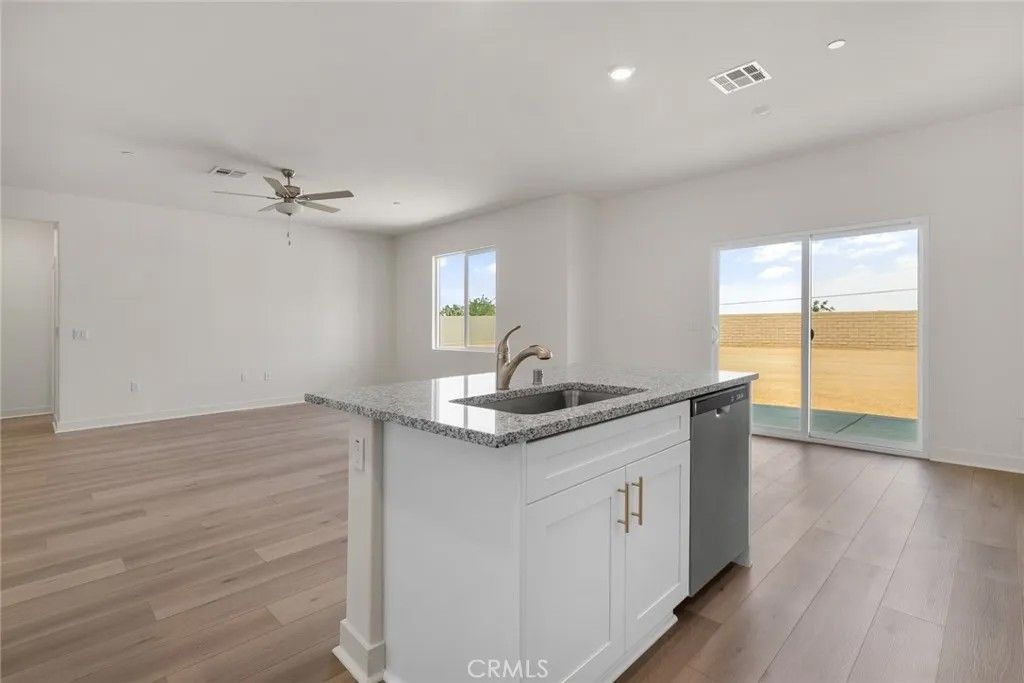 Photo of 14755 Indigo, Apple Valley, CA 92307 (MLS # SW26005000)