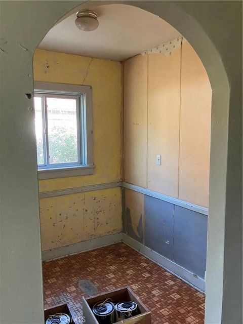 Tiny photo for 579 Alberta Street, Altadena, CA 91001 (MLS # IV26131929)