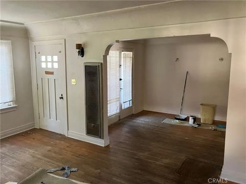 Tiny photo for 579 Alberta Street, Altadena, CA 91001 (MLS # IV26131929)