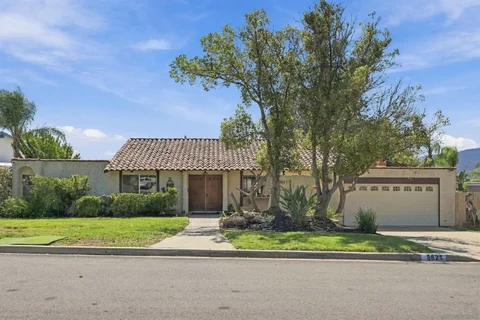 8621 Dunwoodie Rd, Santee, CA 92071 - #: 260022689