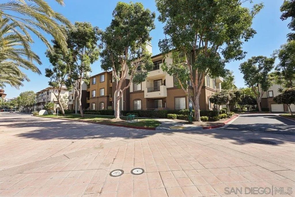 Photo of 2184 Gill Village Way #503, San Diego, CA 92108 (MLS # 260005911)