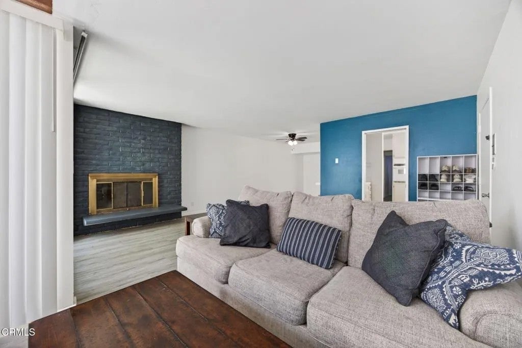 1335 Edgewood Way
