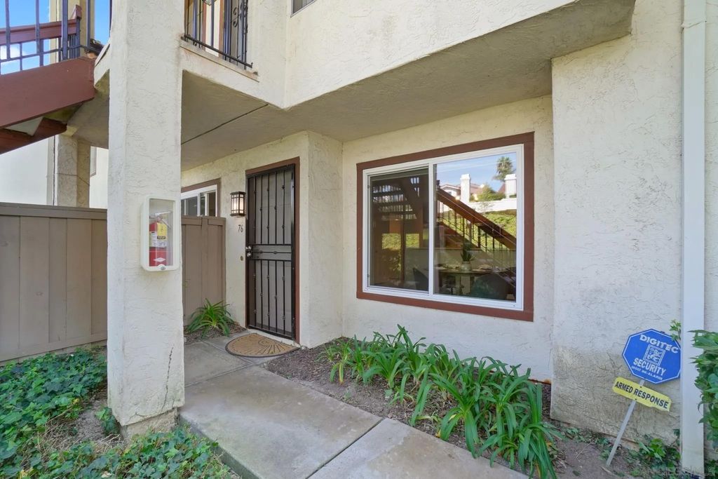 Photo of 4040 Porte La Paz #76, San Diego, CA 92122 (MLS # 260006791)
