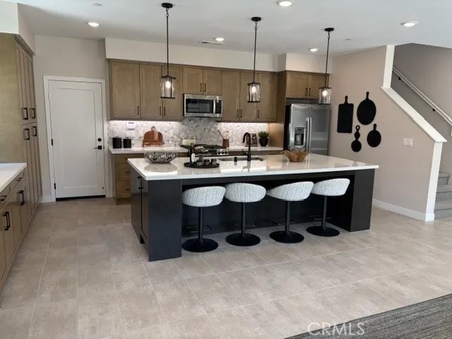 6458 Marlebrook