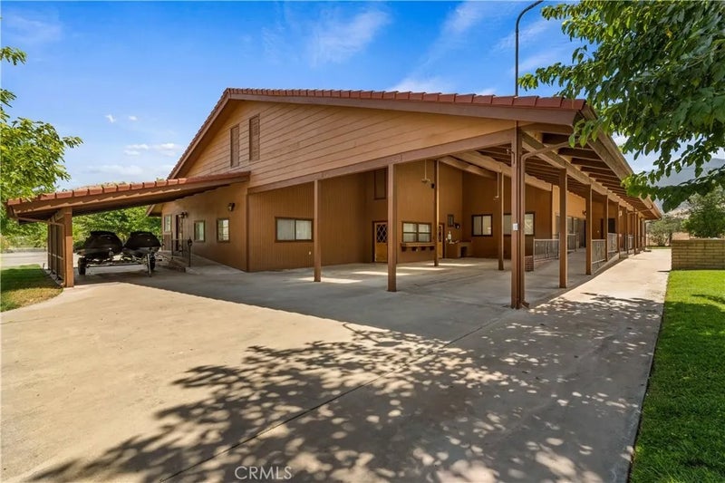 32623 Highway 190