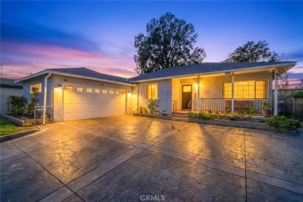 Photo of 17844 Owen St, Fontana, CA 92335 (MLS # IG25275592)