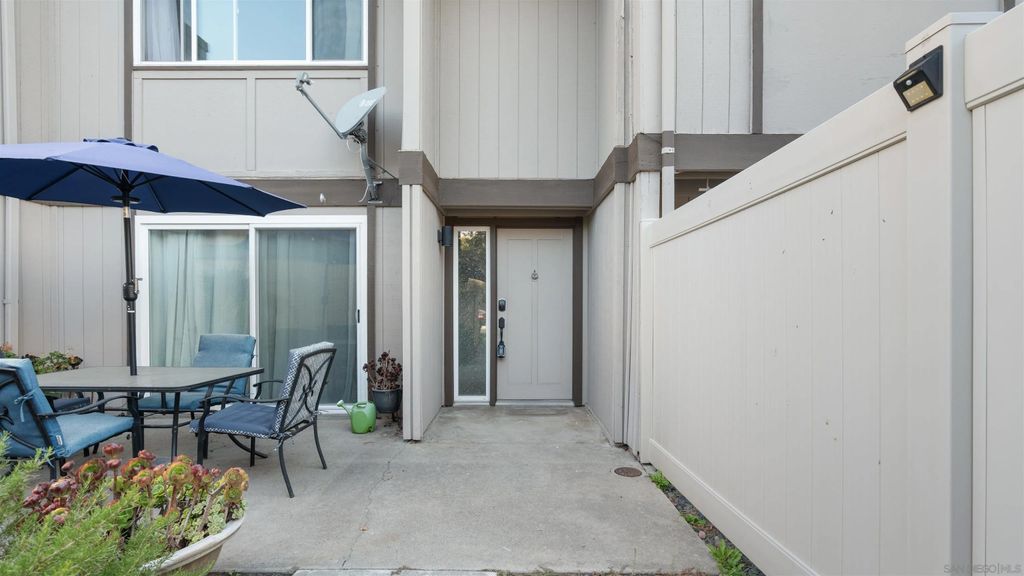 Photo of 17408 Caminito Baya, San Diego, CA 92127 (MLS # 250041054)