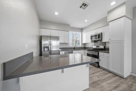 8850 Olive Lane 16 Santee CA 92071