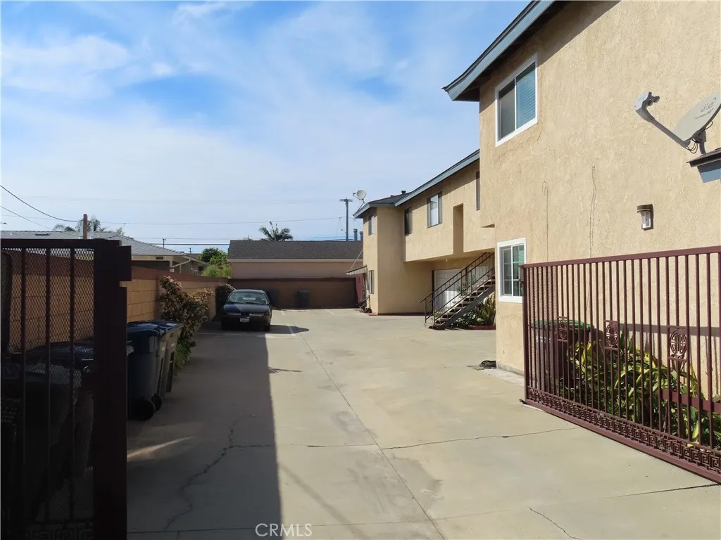17039 S Dalton