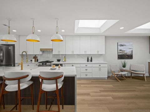 Tiny photo for 4994 Alicante Way, Oceanside, CA 92056 (MLS # 250045468)