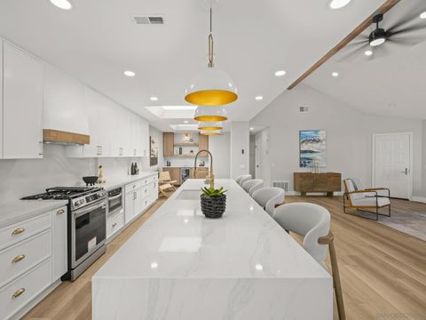 Tiny photo for 4994 Alicante Way, Oceanside, CA 92056 (MLS # 250045468)