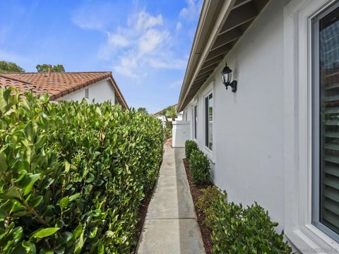 Tiny photo for 4994 Alicante Way, Oceanside, CA 92056 (MLS # 250045468)