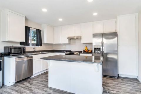 Tiny photo for 1113 Juniper Court, San Jacinto, CA 92582 (MLS # IV25242828)