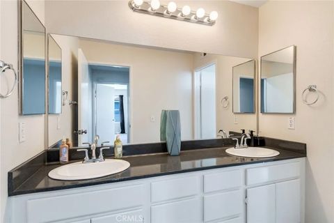 Tiny photo for 1113 Juniper Court, San Jacinto, CA 92582 (MLS # IV25242828)