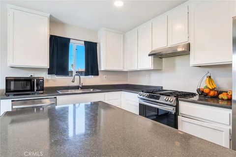 Tiny photo for 1113 Juniper Court, San Jacinto, CA 92582 (MLS # IV25242828)