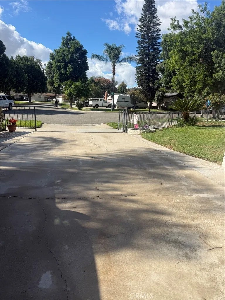 3821 Carthage