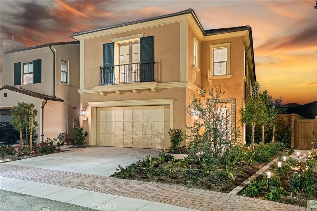 Photo of 136 Tomahawk, Irvine, CA 92618 (MLS # OC26205612)