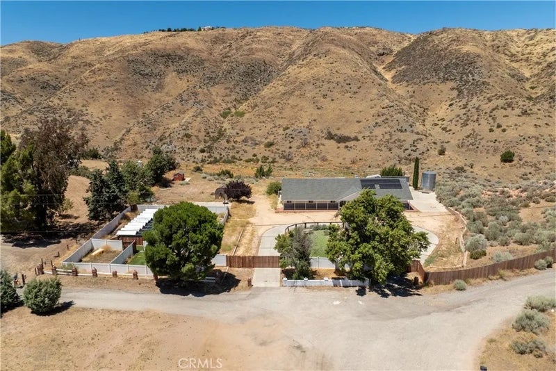 6221 Elizabeth Lake Road