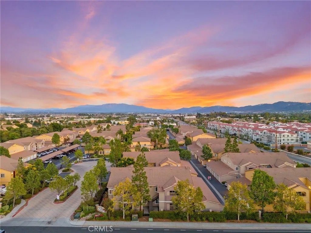 Photo of 41410 Juniper St #1723, Murrieta, CA 92562 (MLS # SW25221963)