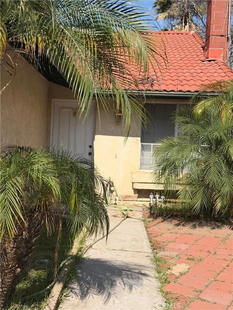 Photo of 14352 Hillcrest Dr, Fontana, CA 92337 (MLS # IG26047133)