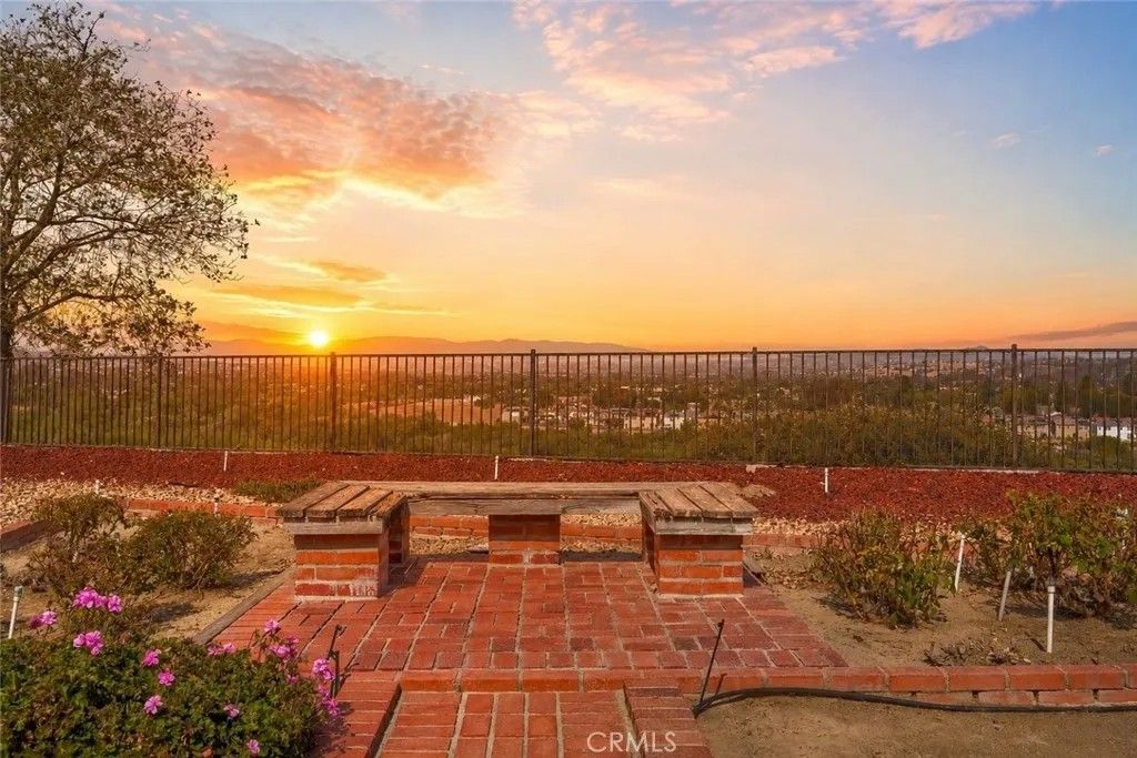 Photo of 854 Rivertree DR, Oceanside, CA 92058 (MLS # SW26133017)