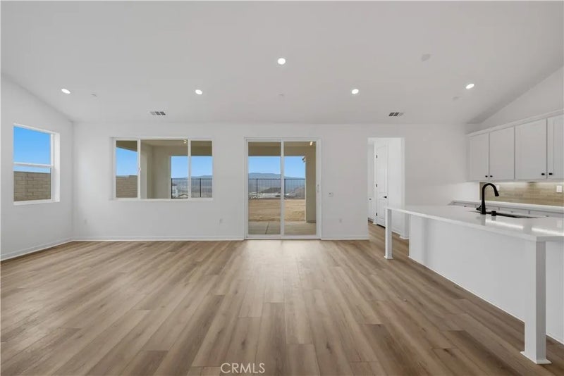 28520 Wildflower Terrace