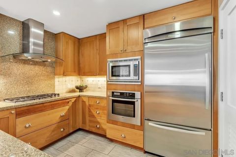 Tiny photo for 700 W E St #1905, San Diego, CA 92101 (MLS # 260003382)