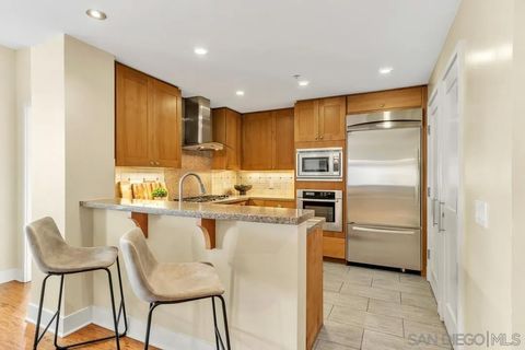 Tiny photo for 700 W E St #1905, San Diego, CA 92101 (MLS # 260003382)