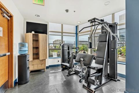 Tiny photo for 700 W E St #1905, San Diego, CA 92101 (MLS # 260003382)