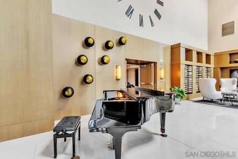 Tiny photo for 700 W E St #1905, San Diego, CA 92101 (MLS # 260003382)